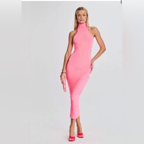 SER.O.YA Delta high neck bodycon ruched midi dress in neon pink - Picture 5 of 9